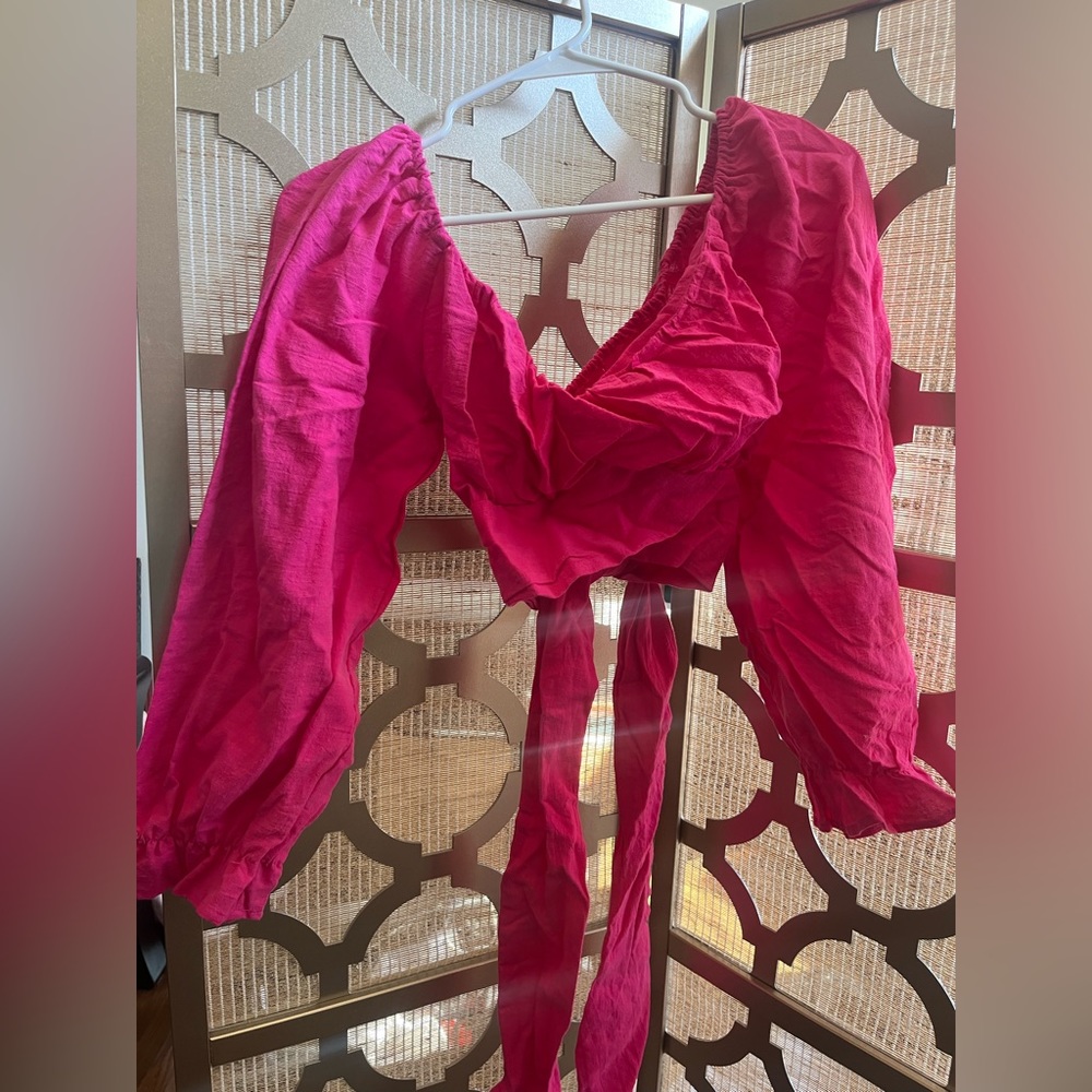 Pink long sleeve crop